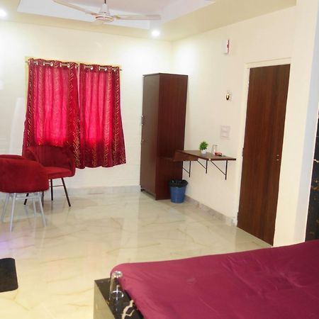 Hotel Hcb Brahmapur エクステリア 写真
