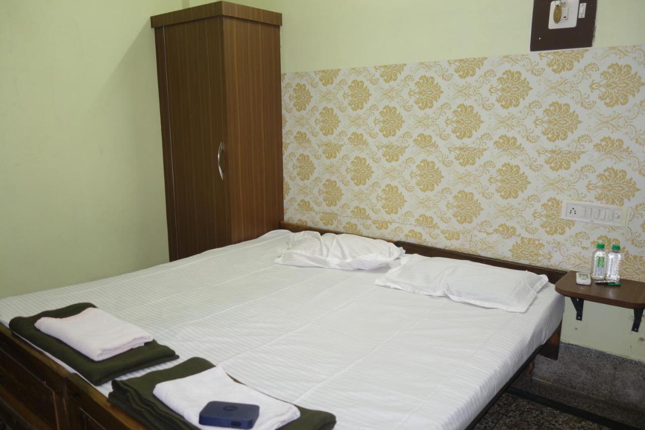 Hotel Hcb Brahmapur エクステリア 写真