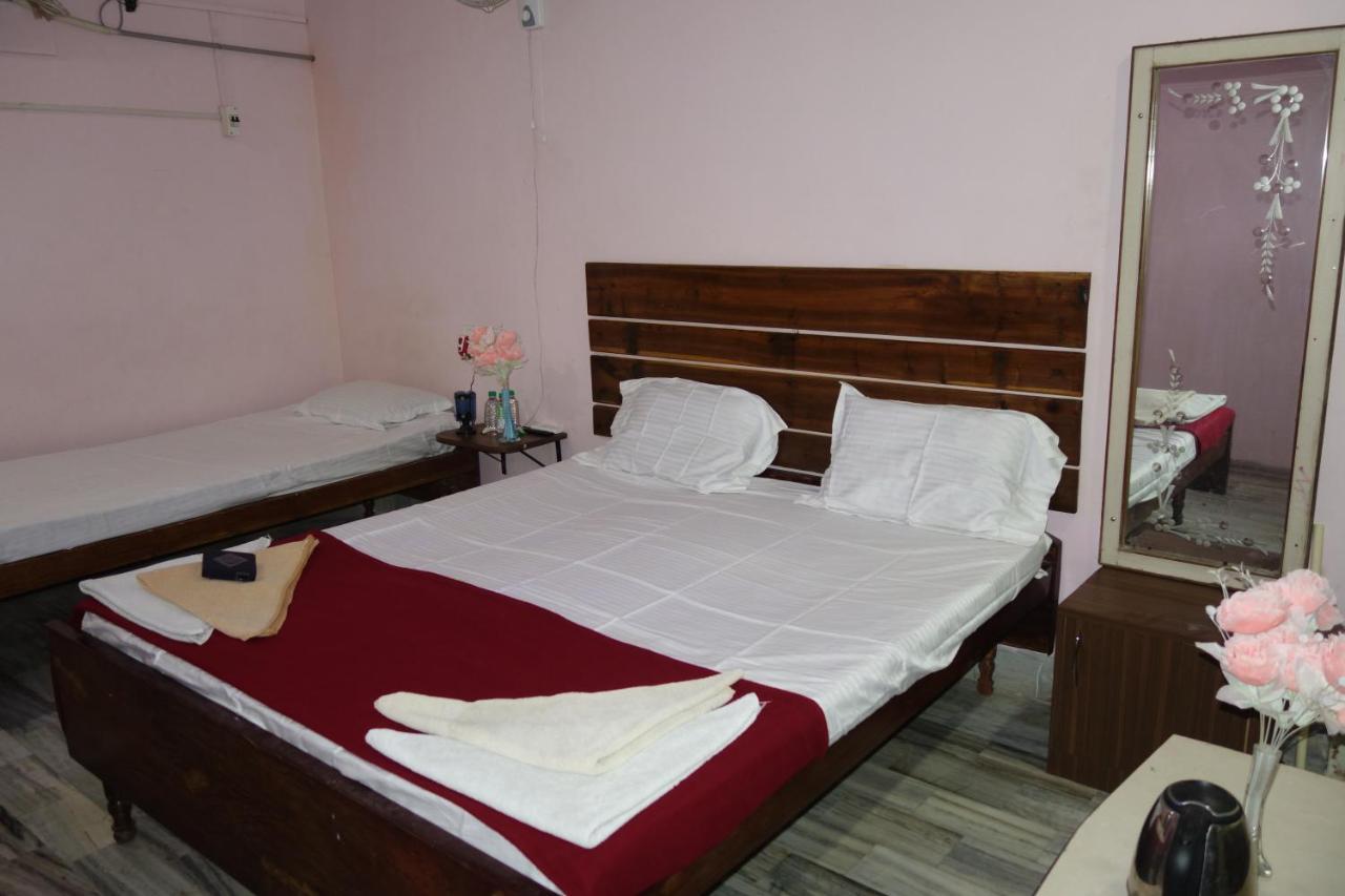 Hotel Hcb Brahmapur エクステリア 写真