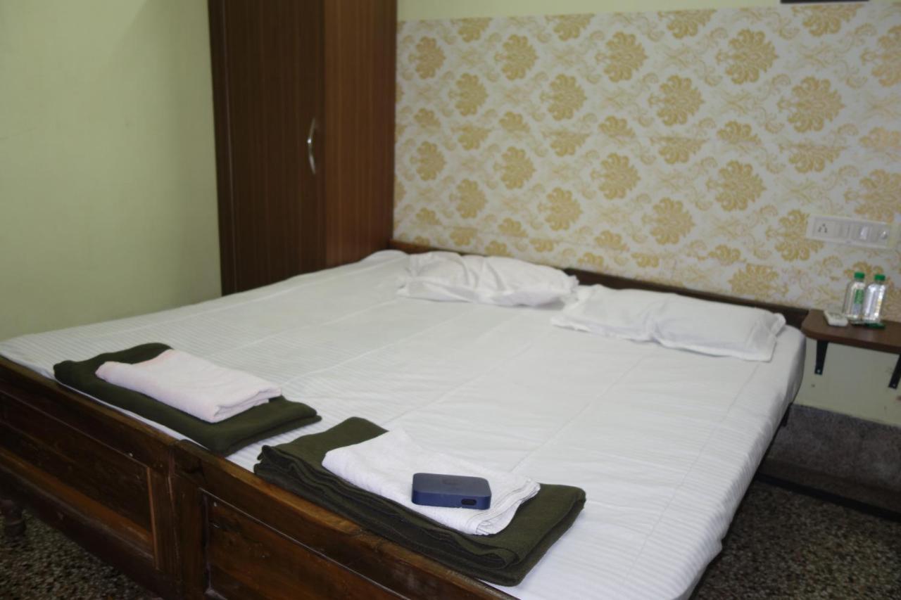 Hotel Hcb Brahmapur エクステリア 写真