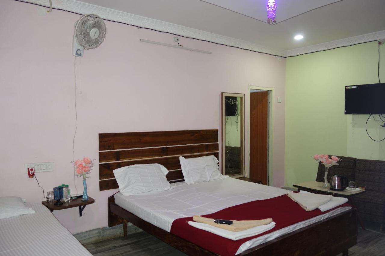 Hotel Hcb Brahmapur エクステリア 写真
