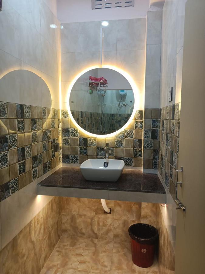 Hotel Hcb Brahmapur エクステリア 写真