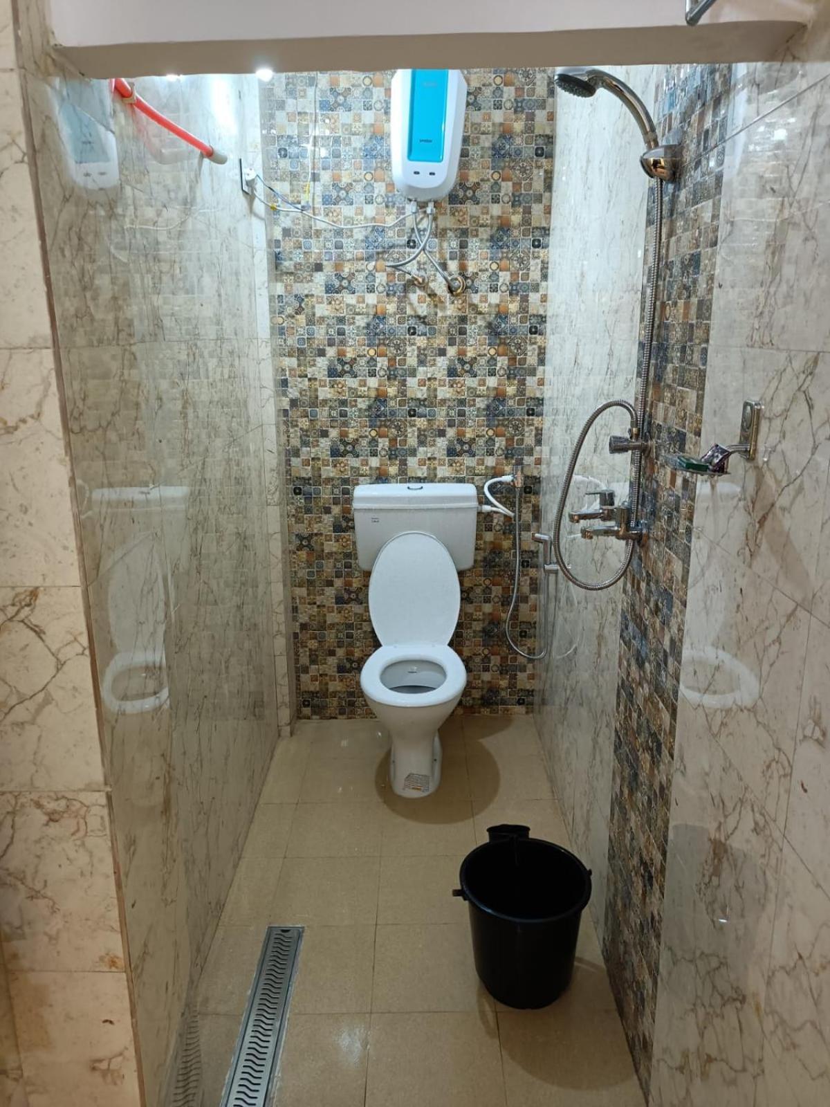 Hotel Hcb Brahmapur エクステリア 写真